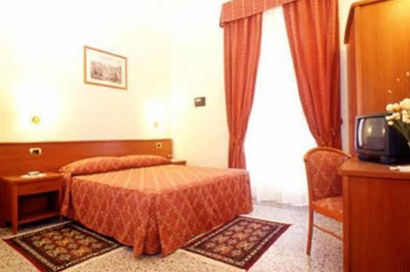 Incantoromano Guest House Dış mekan fotoğraf